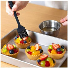 Load image into Gallery viewer, 2-Piece Silicone Basting Pastry Brush - 8.3' (Small) & 10.4' (Large) - Black