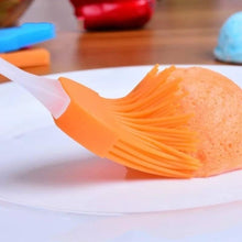 Load image into Gallery viewer, 2-Piece Silicone Pastry Brush Set - 6.5' (Small) & 8.1' (Medium) - Red