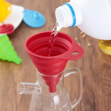 Load image into Gallery viewer, Set of 4 Silicone Collapsible Kitchen Funnel - X-Small to Large Sizes for Easy Liquid Transfer Food Grade Silicone Collapsible Gadgets (Green)